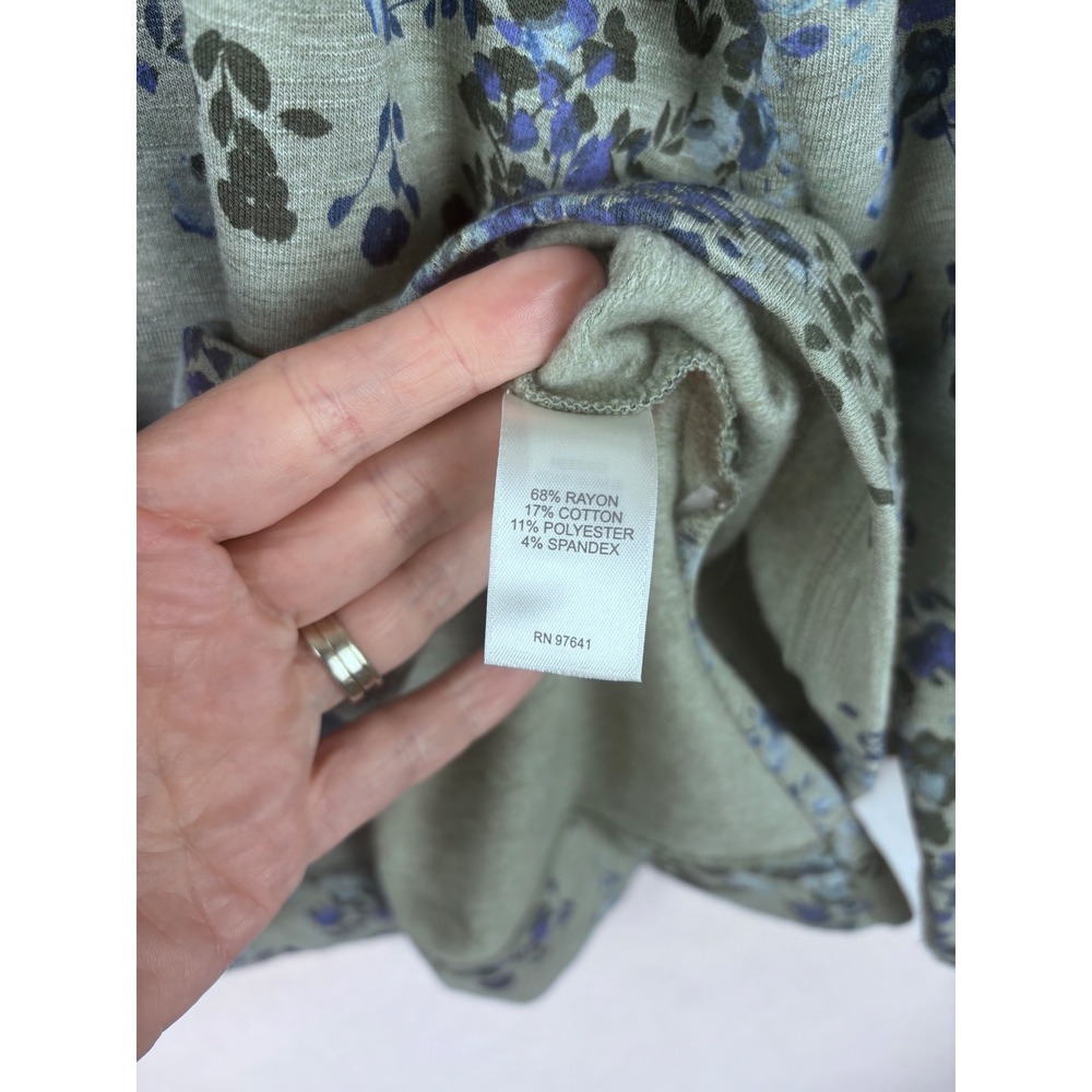 J. Jill Floral Henley Top Size XL Petite Blue Gray Long Sleeve Stretch Knit Norm - Picture 6 of 7